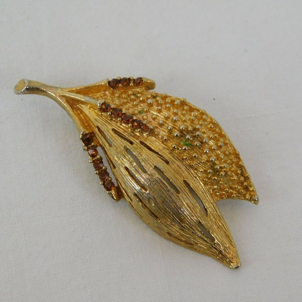 Lot of 4 Fashion Pin Brooches Gold Tone Leaf Flower Rhinestones Faux Pearls FLAW - Picture 2 of 9